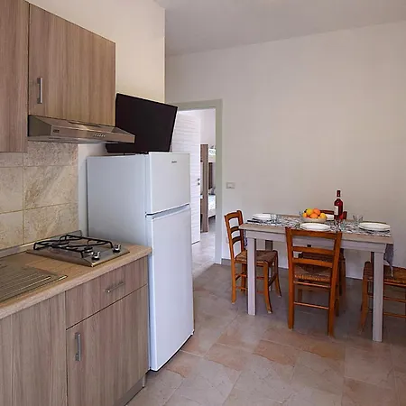 1 Bedroom Awesome In アパート *