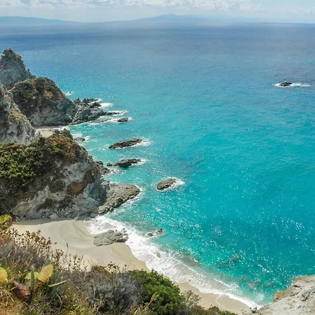 1 Bedroom Awesome In