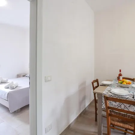 アパート 1 Bedroom Awesome In リカーディ