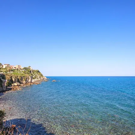 1 Bedroom Awesome In Lejlighed