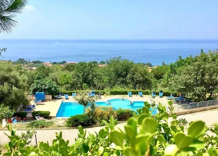 1 Bedroom Awesome In *