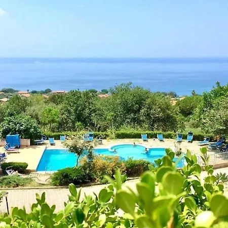 1 Bedroom Awesome In *