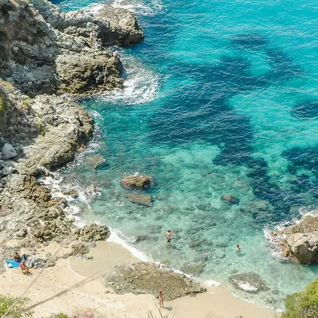 Apartment 1 Bedroom Awesome In Ricadi